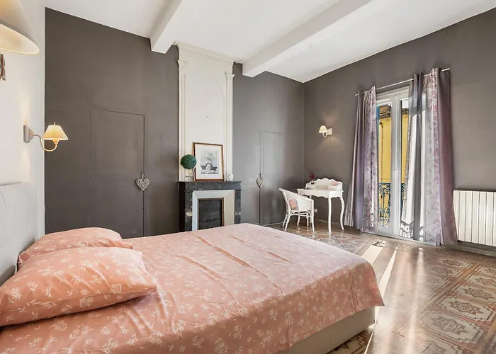펜션 L'ostal De - Grande Maison Pour 10 *
